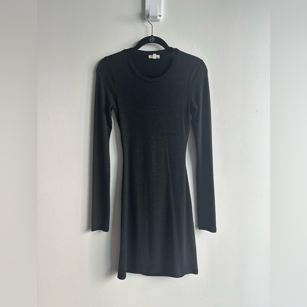 Wilfred Aritzia dress, Size Small